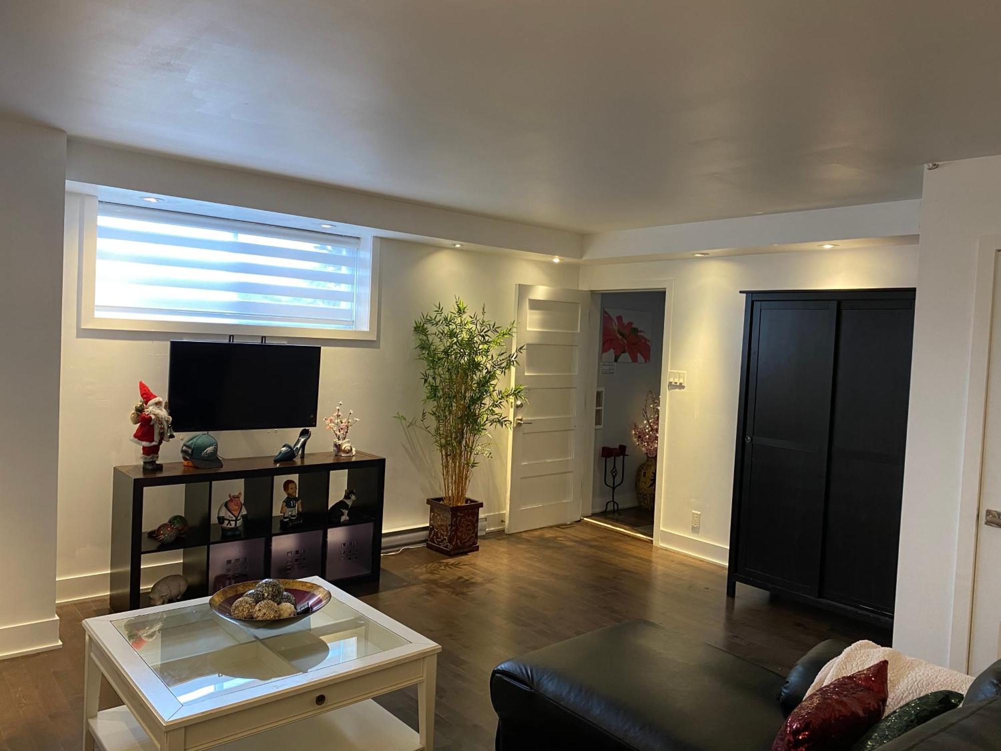 Beautiful Private Full Condo Brossard Exterior foto